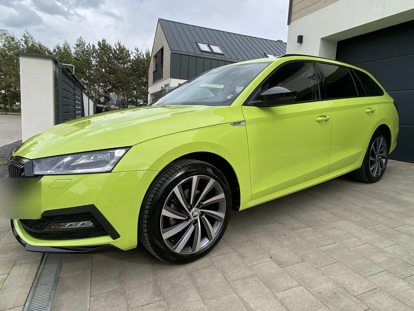Škoda Octavia RS po korekcie lakieru, przód